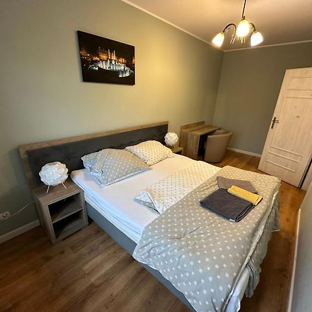Apartament Kleopatra เนียซนอ ภายนอก รูปภาพ