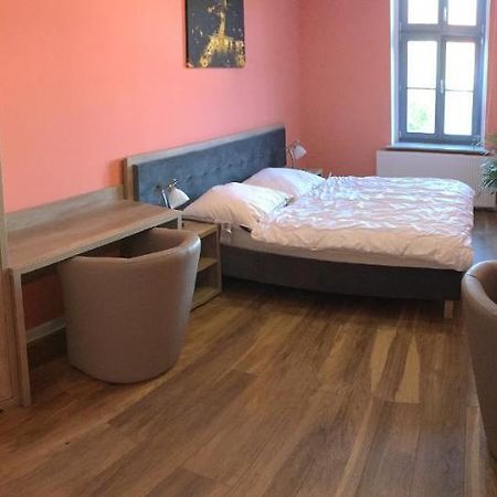 Apartament Kleopatra เนียซนอ ภายนอก รูปภาพ