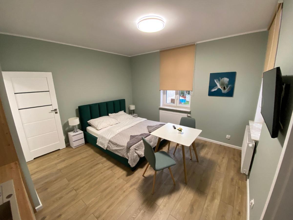 Apartament Kleopatra เนียซนอ ภายนอก รูปภาพ